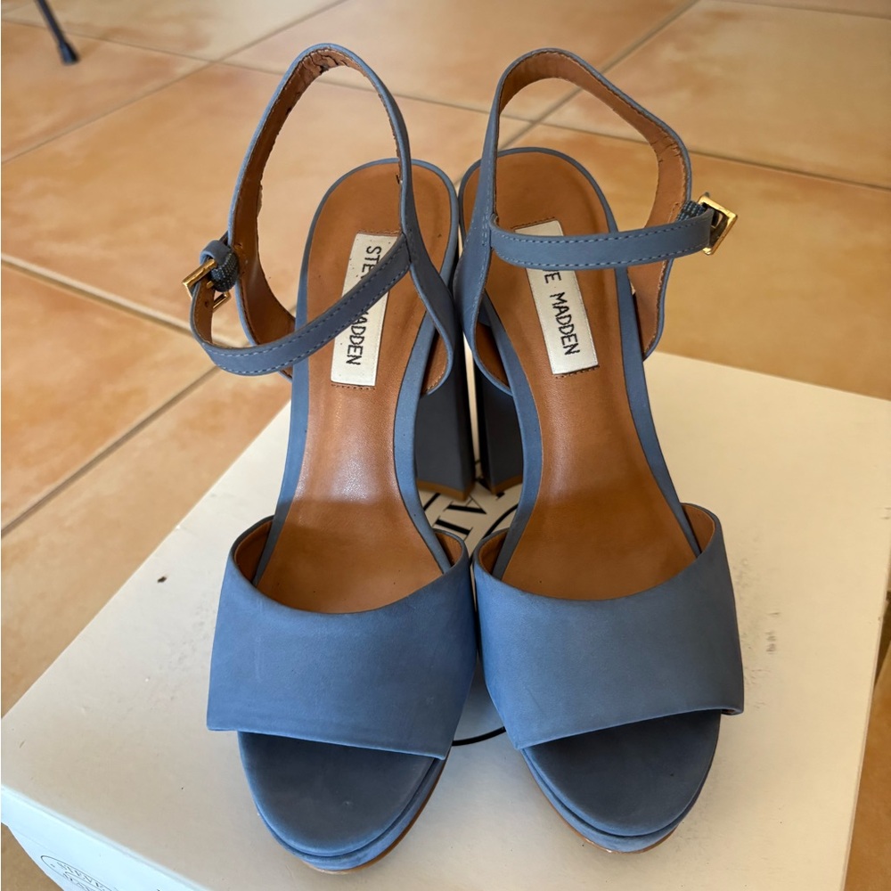 Steve Madden Light Blue Platform Kierra Heels - Picture 3 of 11